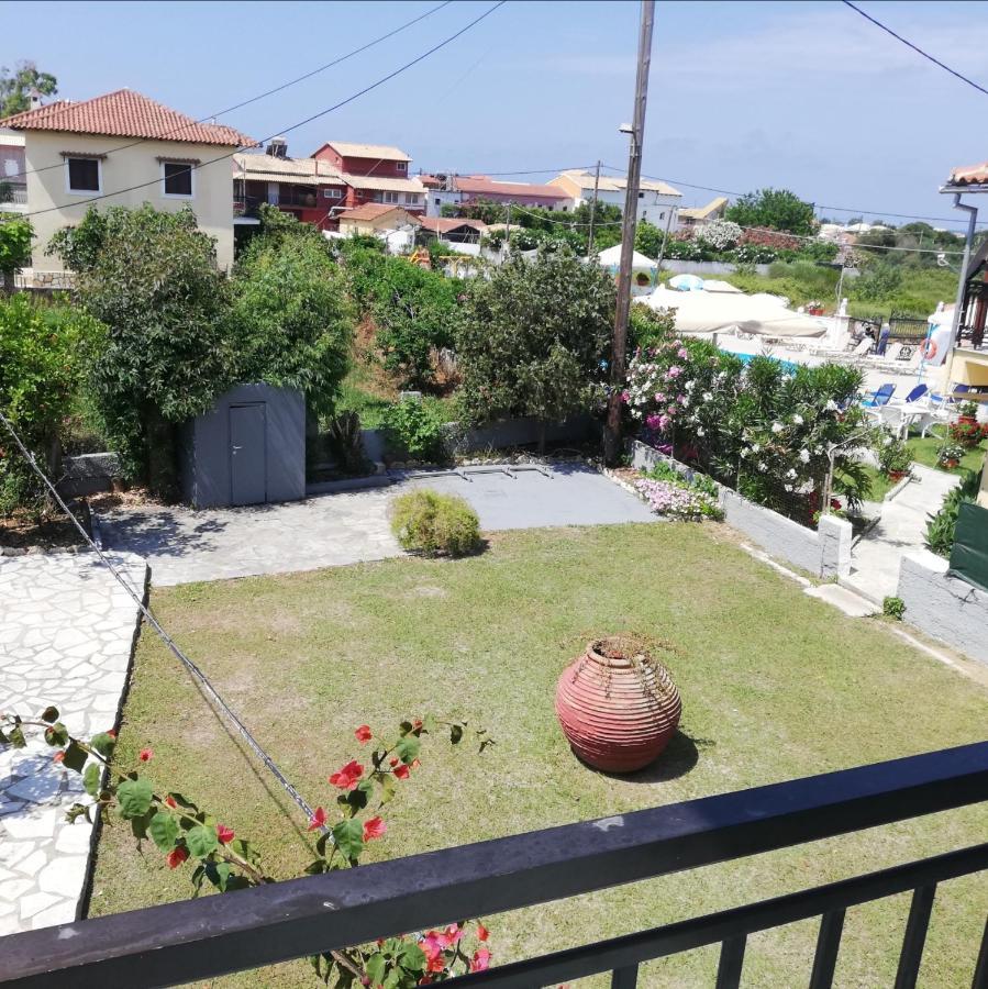Anestis Studios Agios Georgios  Luaran gambar