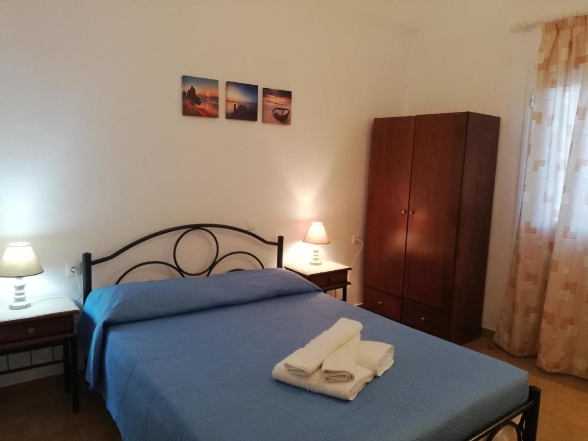 Anestis Studios Agios Georgios  Luaran gambar