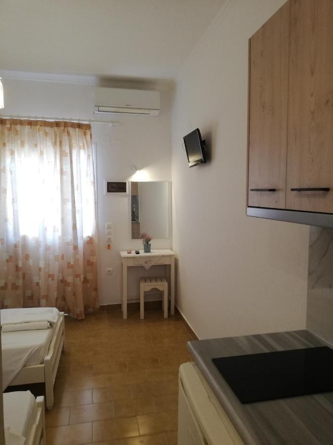 Anestis Studios Agios Georgios  Luaran gambar